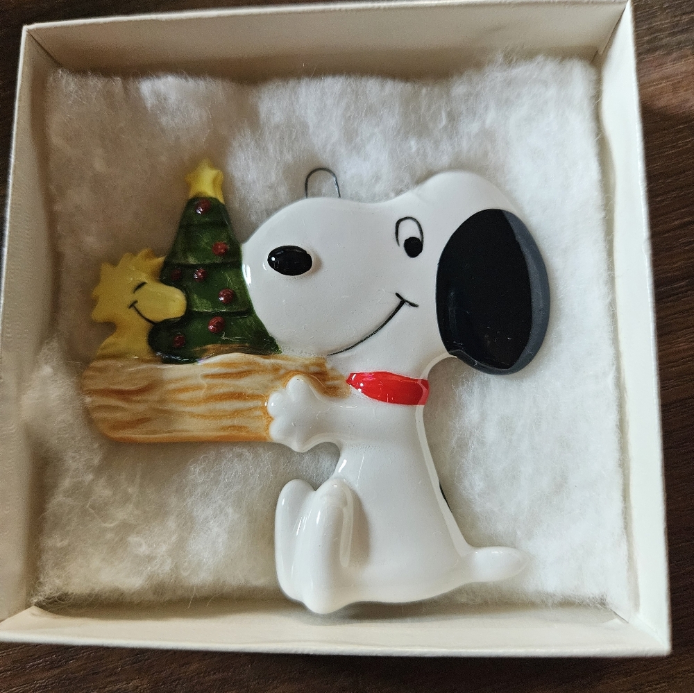Vintage Snoopy &Woodstock Christmas  Ornament United Feature Synd. 1972 Japan